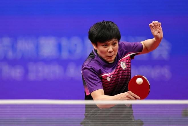 费和市场压 费和市场压