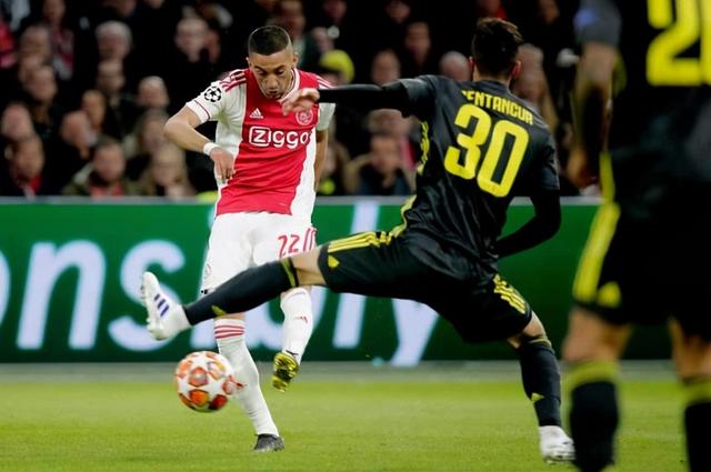 让我国队员 让我国队员